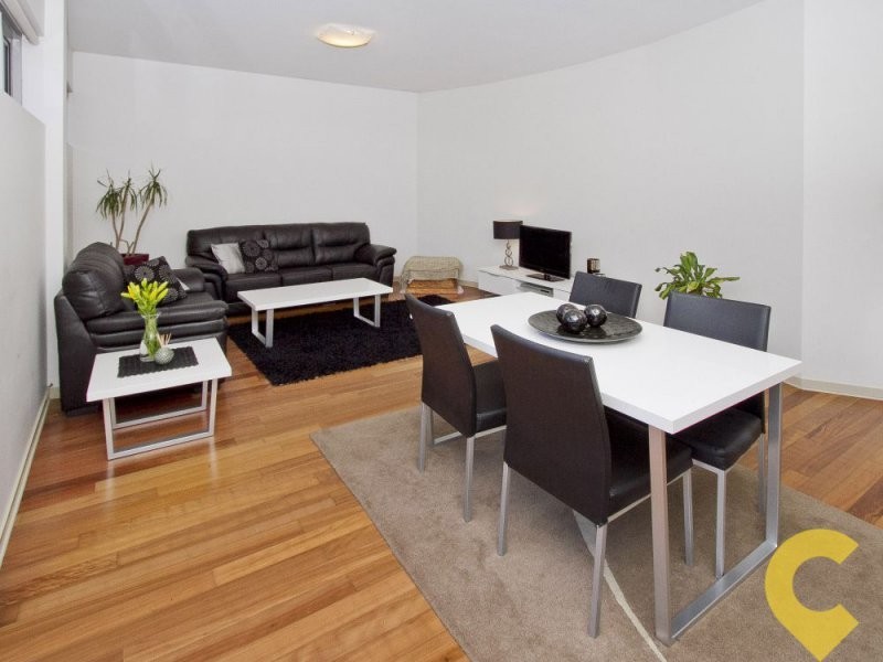 3/4 Bennett Street, Moffat Beach QLD 4551