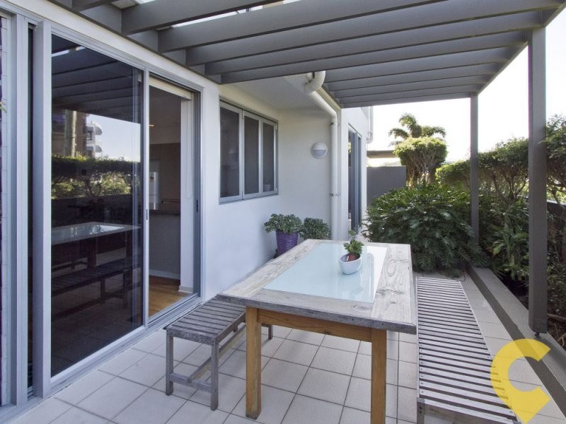 3/4 Bennett Street, Moffat Beach QLD 4551