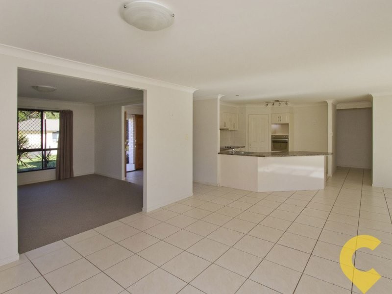 16 Maddock Avenue, Mooloolah Valley QLD 4553