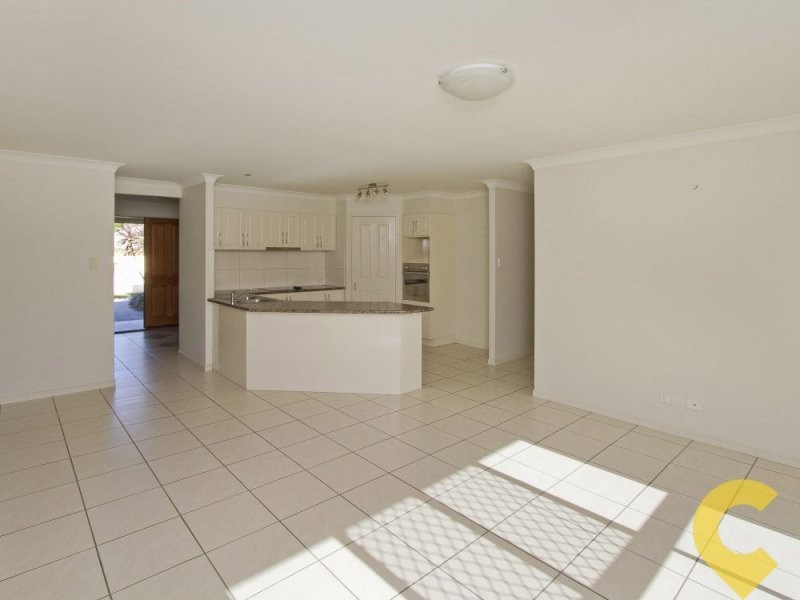 16 Maddock Avenue, Mooloolah Valley QLD 4553