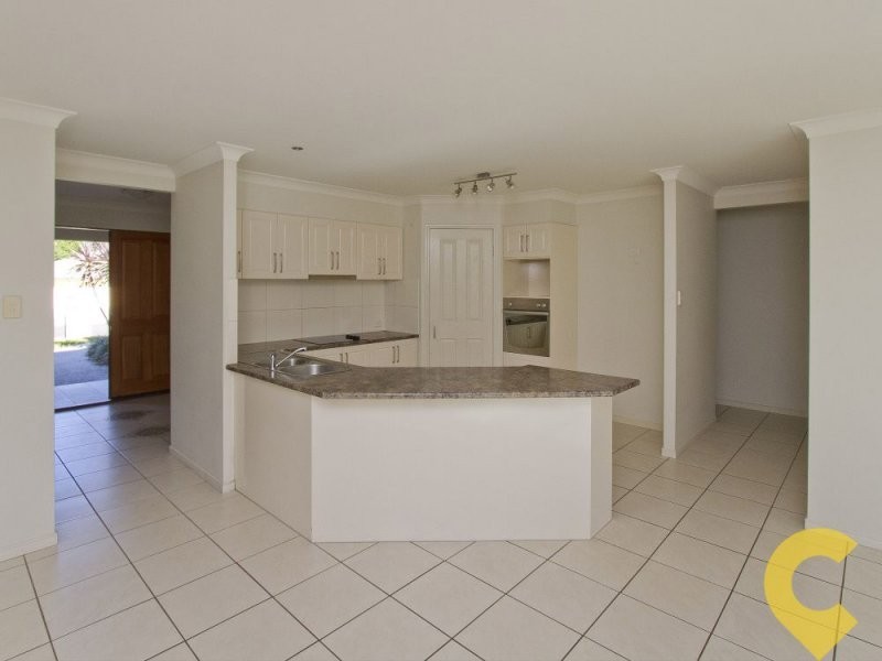 16 Maddock Avenue, Mooloolah Valley QLD 4553