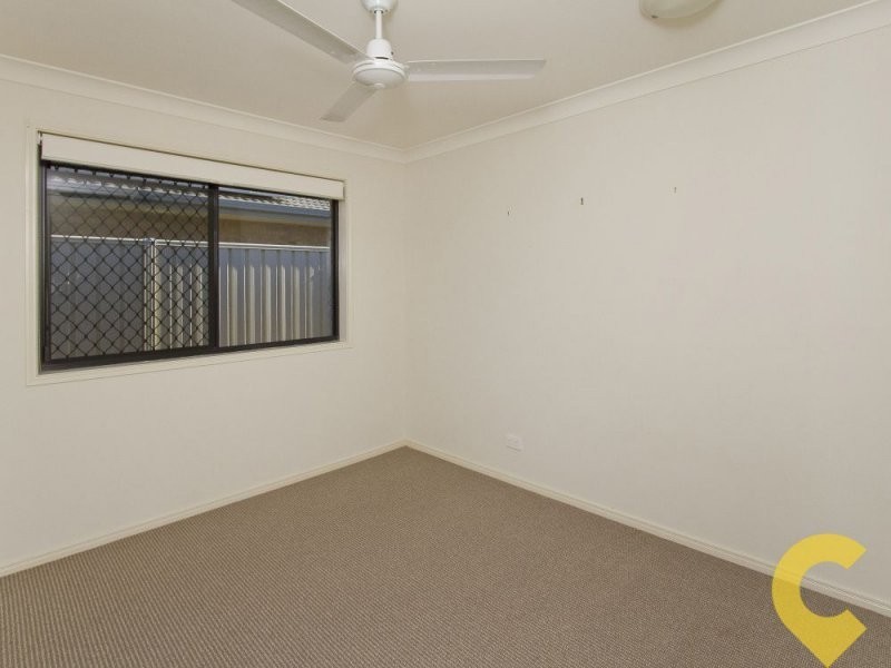 16 Maddock Avenue, Mooloolah Valley QLD 4553