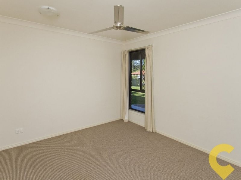 16 Maddock Avenue, Mooloolah Valley QLD 4553
