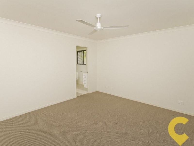 16 Maddock Avenue, Mooloolah Valley QLD 4553