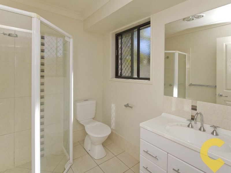 16 Maddock Avenue, Mooloolah Valley QLD 4553