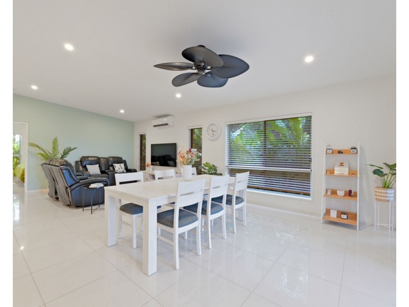 8 Koopa Place, Pelican Waters QLD 4551