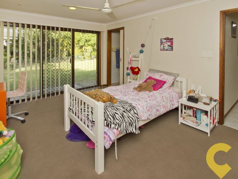 33 Rainforest Drive, Meridan Plains QLD 4551