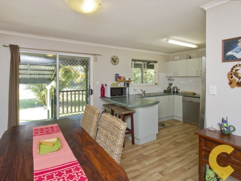 27 Shaws Road, Beerwah QLD 4519