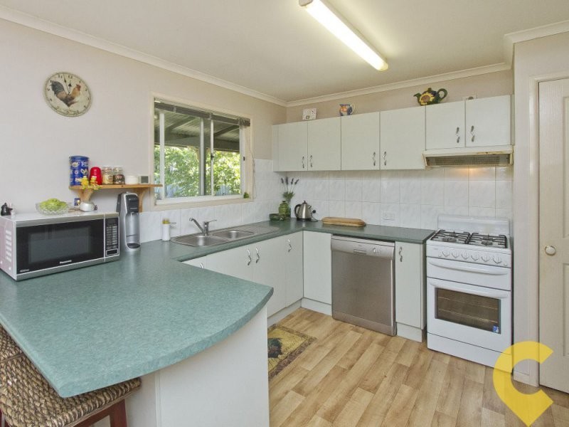 27 Shaws Road, Beerwah QLD 4519