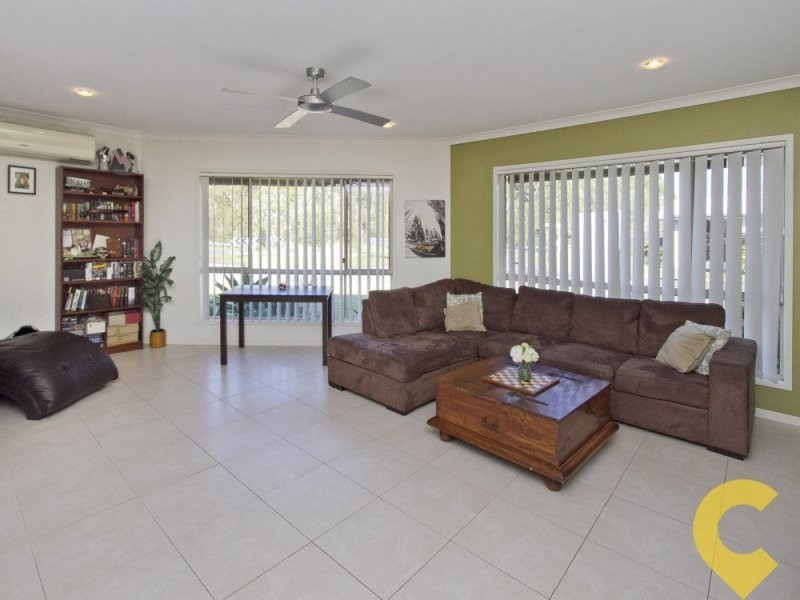 21 Parkside Drive, Beerwah QLD 4519