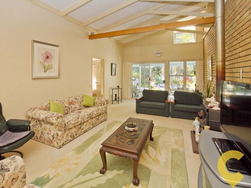 2/5 Gamban Esplanade, Currimundi QLD 4551