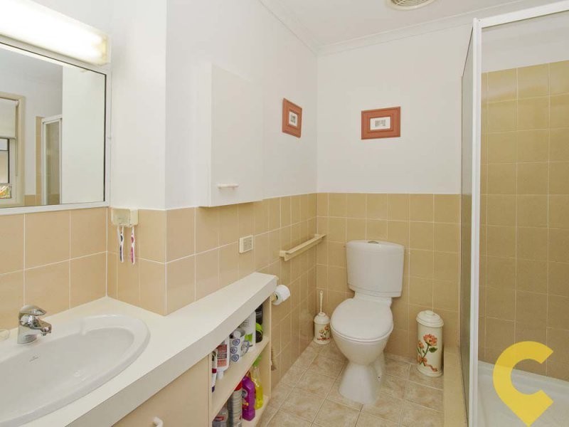 2/5 Gamban Esplanade, Currimundi QLD 4551