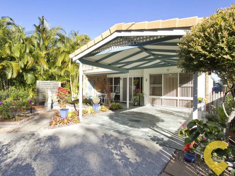 2/5 Gamban Esplanade, Currimundi QLD 4551