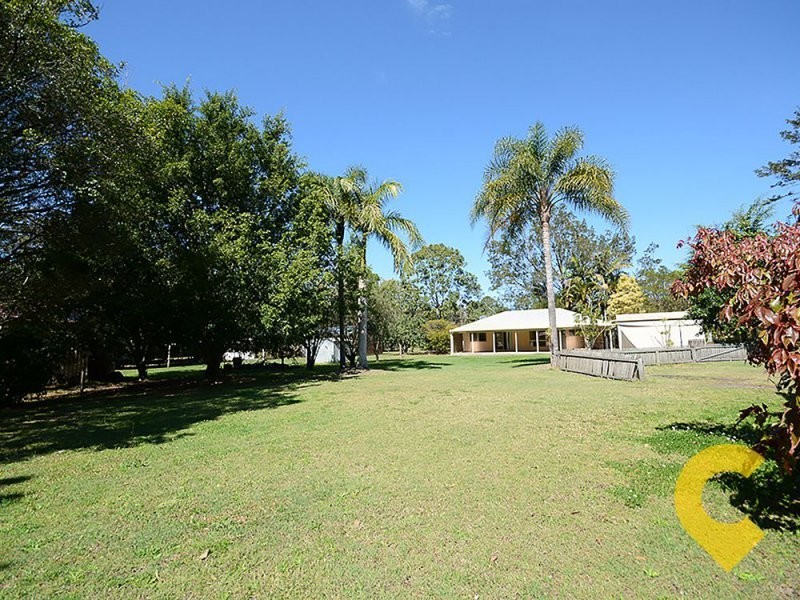 115 Thompson Road, Beerwah QLD 4519