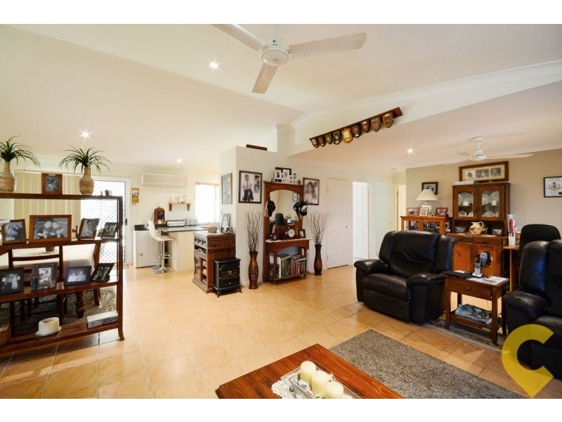 33 Tiverton Place, Landsborough QLD 4550