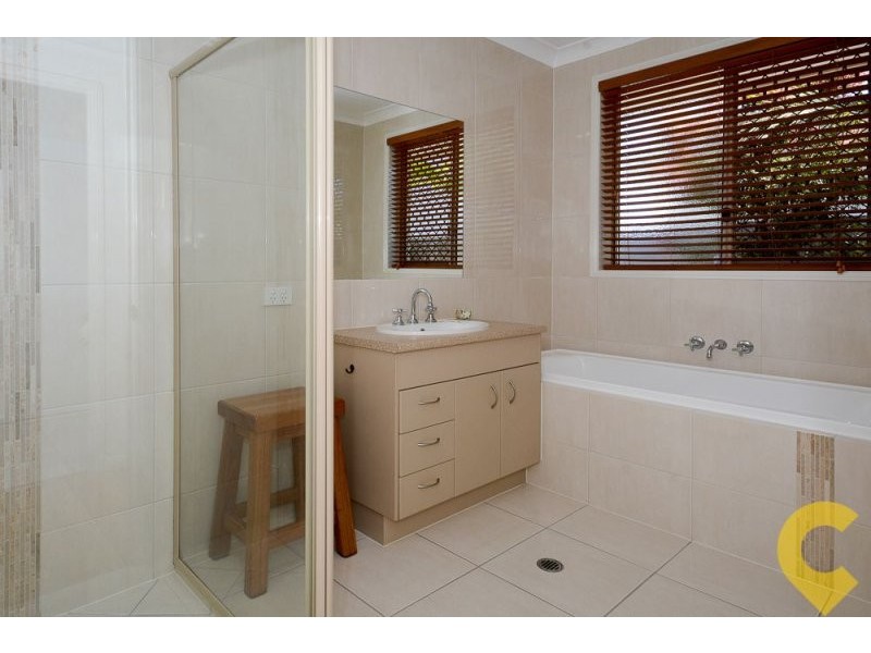 17 Forest View Way, Little Mountain QLD 4551