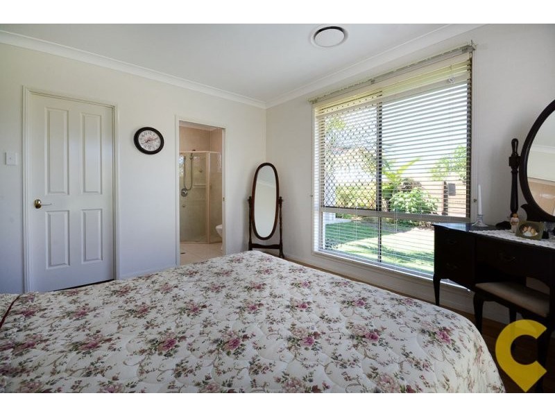 17 Forest View Way, Little Mountain QLD 4551