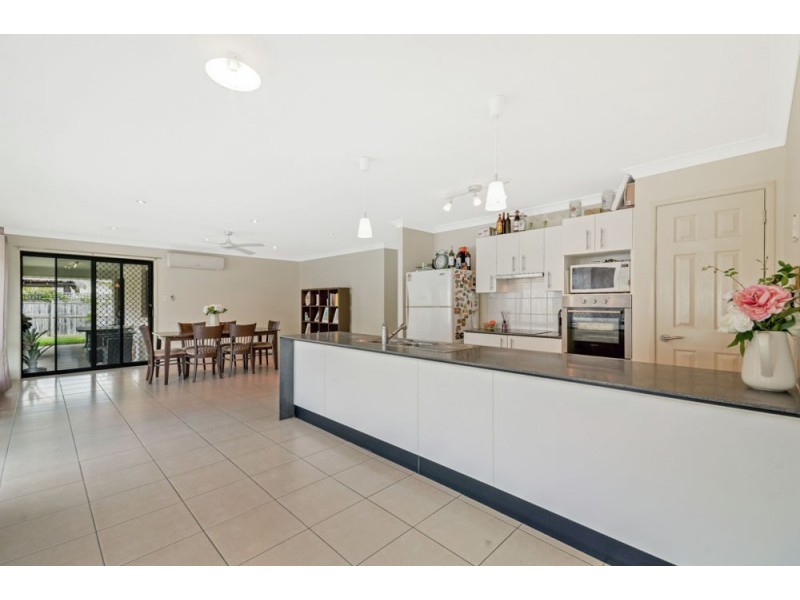 35 Howitt Street, Caloundra West QLD 4551