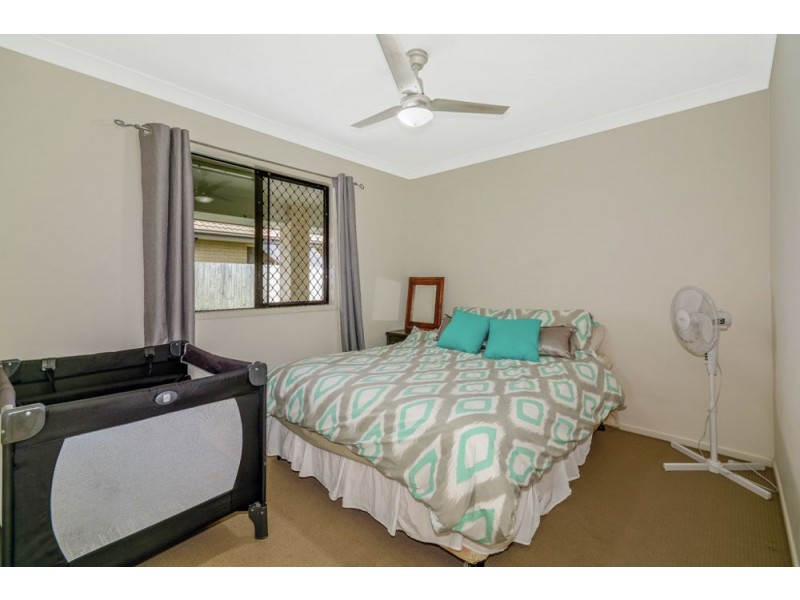 35 Howitt Street, Caloundra West QLD 4551