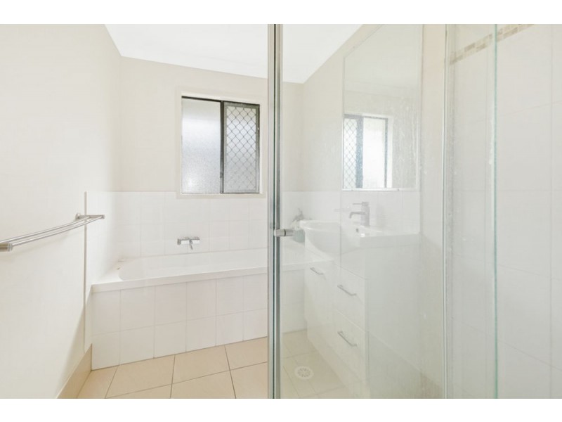 35 Howitt Street, Caloundra West QLD 4551