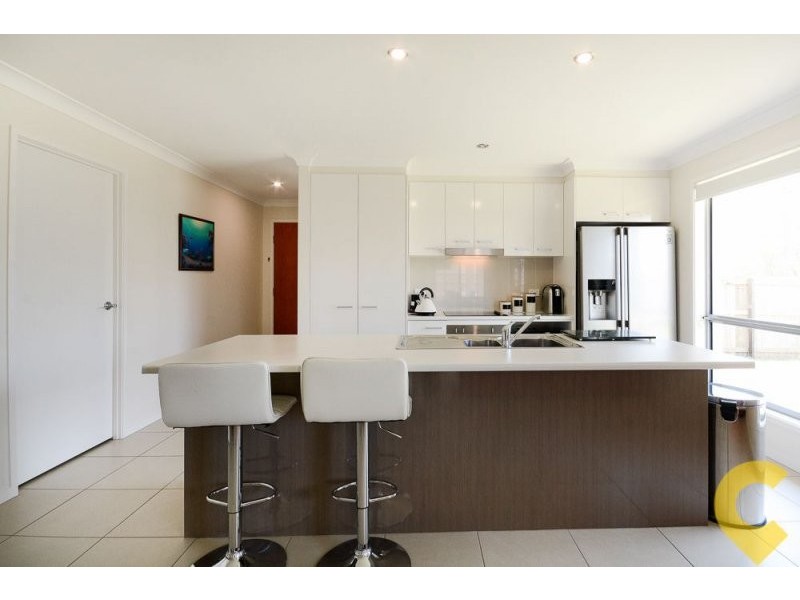 11 Pepper Tree Way, Beerwah QLD 4519