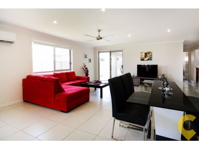 11 Pepper Tree Way, Beerwah QLD 4519