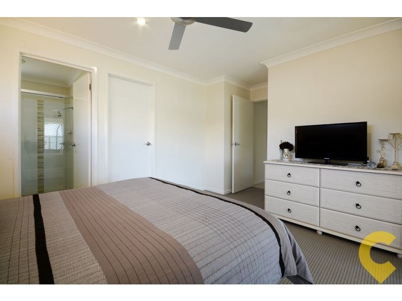 11 Pepper Tree Way, Beerwah QLD 4519