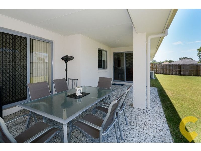 11 Pepper Tree Way, Beerwah QLD 4519
