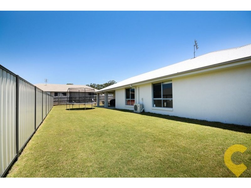 11 Pepper Tree Way, Beerwah QLD 4519