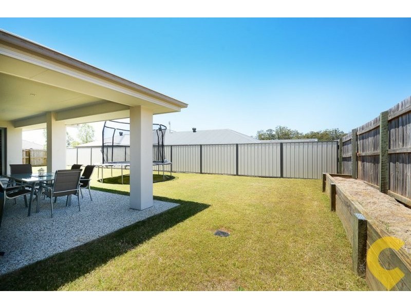 11 Pepper Tree Way, Beerwah QLD 4519