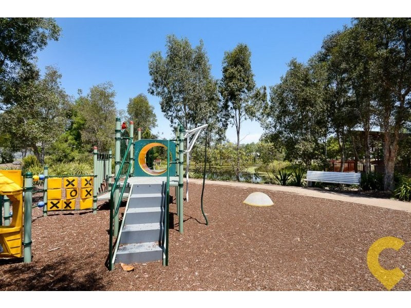 11 Pepper Tree Way, Beerwah QLD 4519