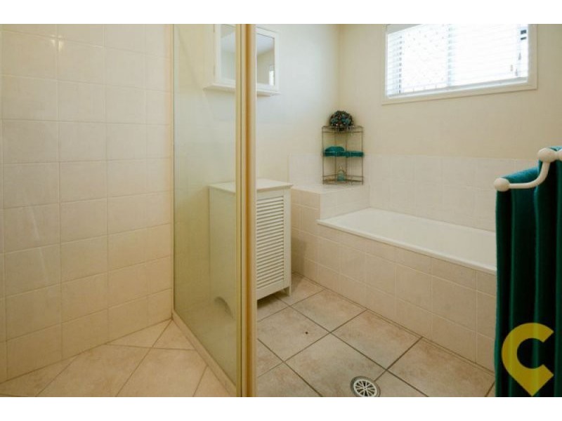 2 Glennie Close, Caloundra West QLD 4551