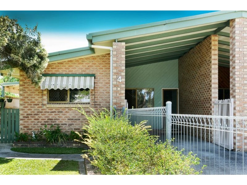 1/4 Doondoon Street, Currimundi QLD 4551