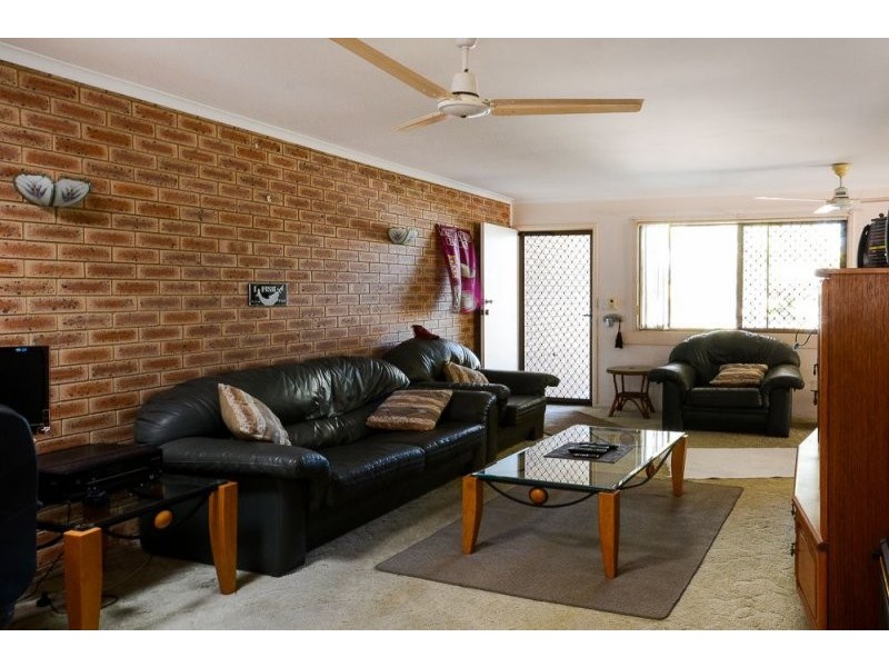 1/4 Doondoon Street, Currimundi QLD 4551