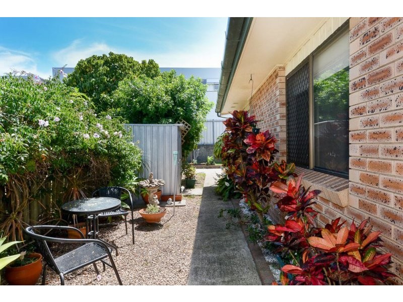1/4 Doondoon Street, Currimundi QLD 4551