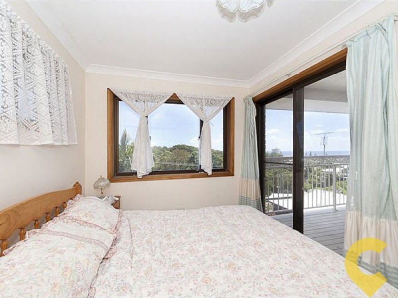 7 Yakola Parade, Alexandra Headland QLD 4572