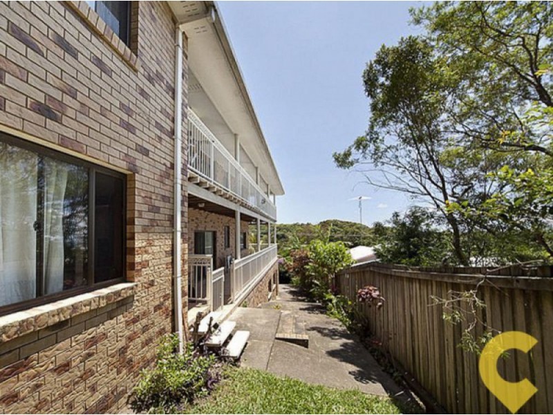 7 Yakola Parade, Alexandra Headland QLD 4572