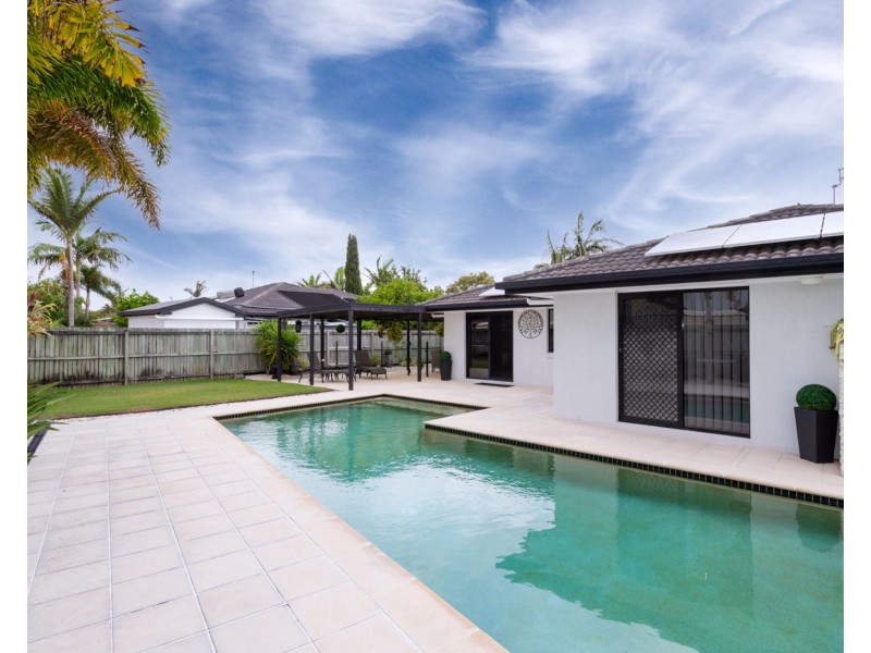 3 Lang Street, Pelican Waters QLD 4551
