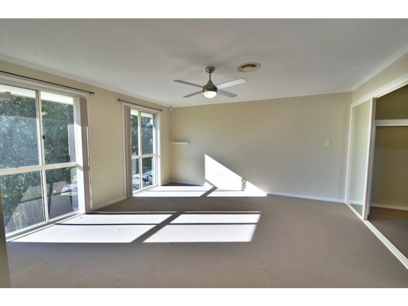 16 Midden Place, Pelican Waters QLD 4551