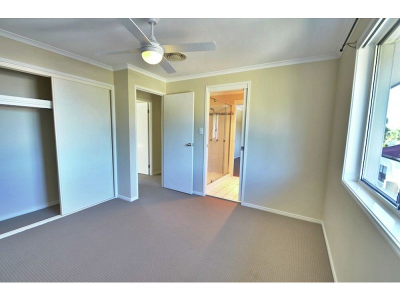 16 Midden Place, Pelican Waters QLD 4551
