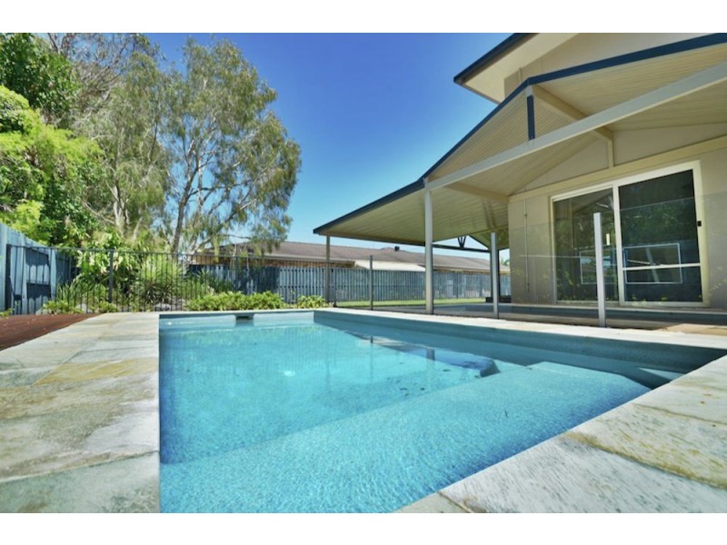 16 Midden Place, Pelican Waters QLD 4551