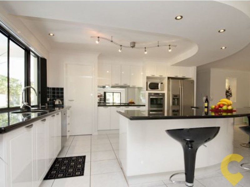 25 Somerset Lane, Little Mountain QLD 4551