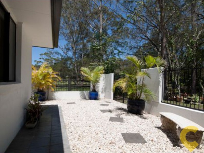 25 Somerset Lane, Little Mountain QLD 4551