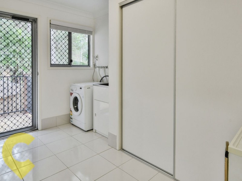31 Dunk Place, Little Mountain QLD 4551