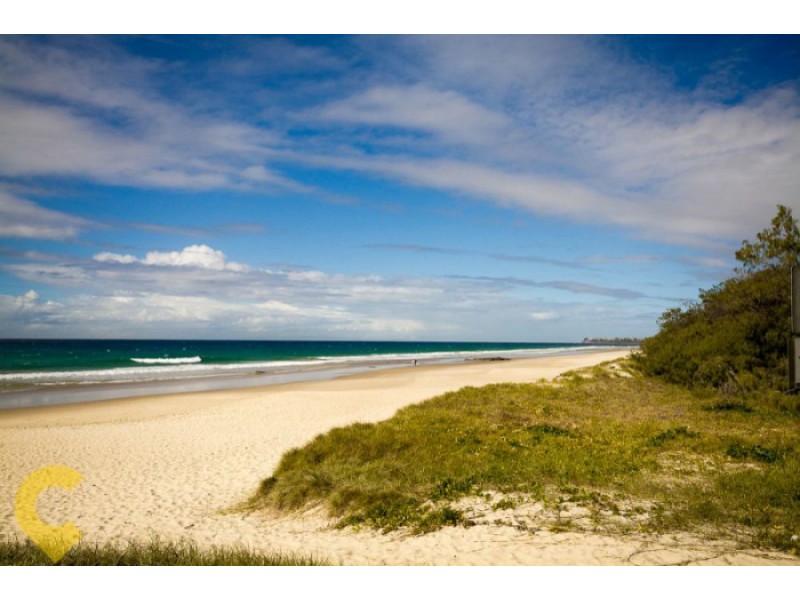 1 Otama Court, Warana QLD 4575