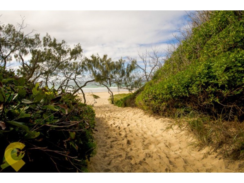 1 Otama Court, Warana QLD 4575