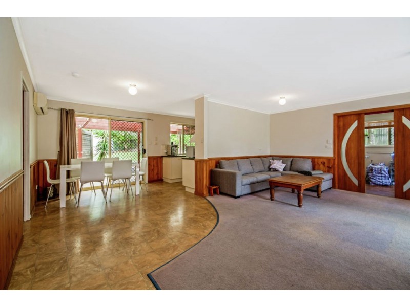 2 Donegal Court, Little Mountain QLD 4551