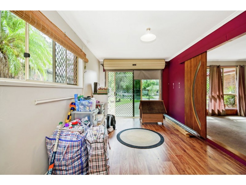 2 Donegal Court, Little Mountain QLD 4551