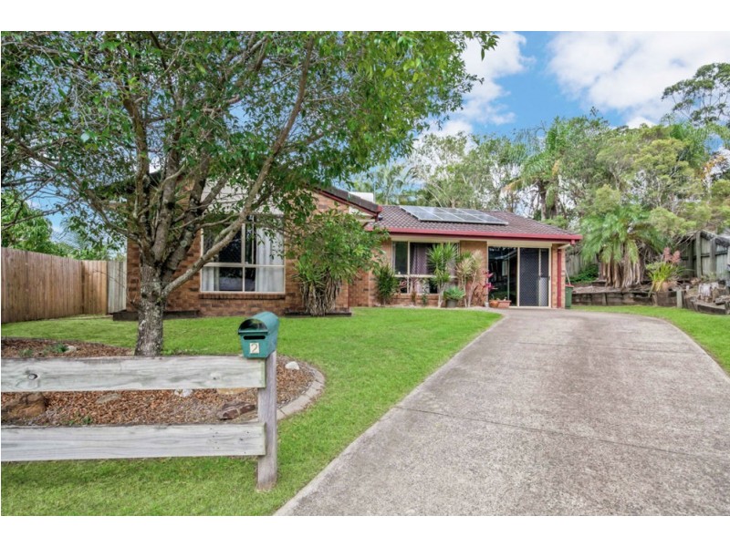 2 Donegal Court, Little Mountain QLD 4551