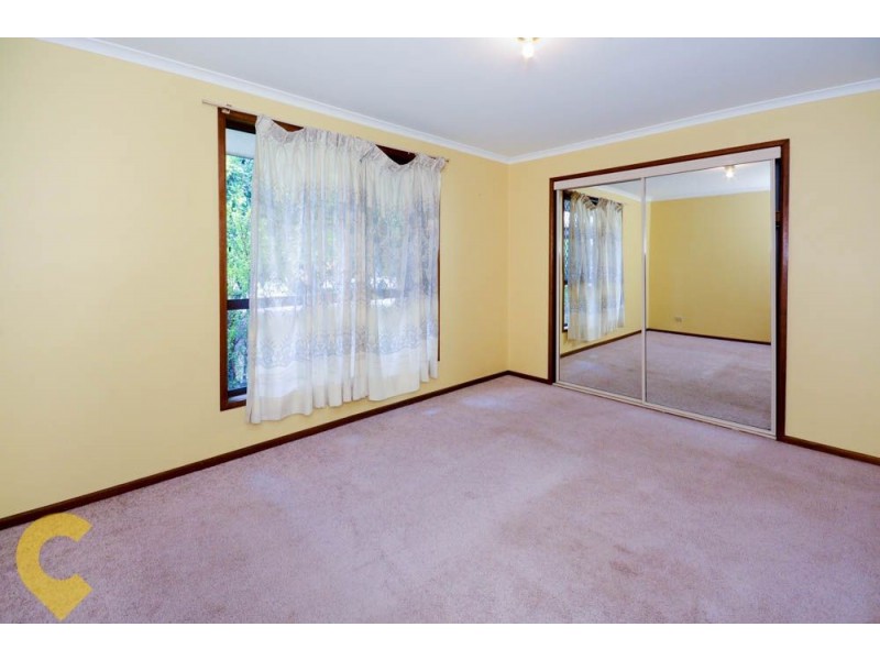 4 Ilaroo Crescent, Warana QLD 4575